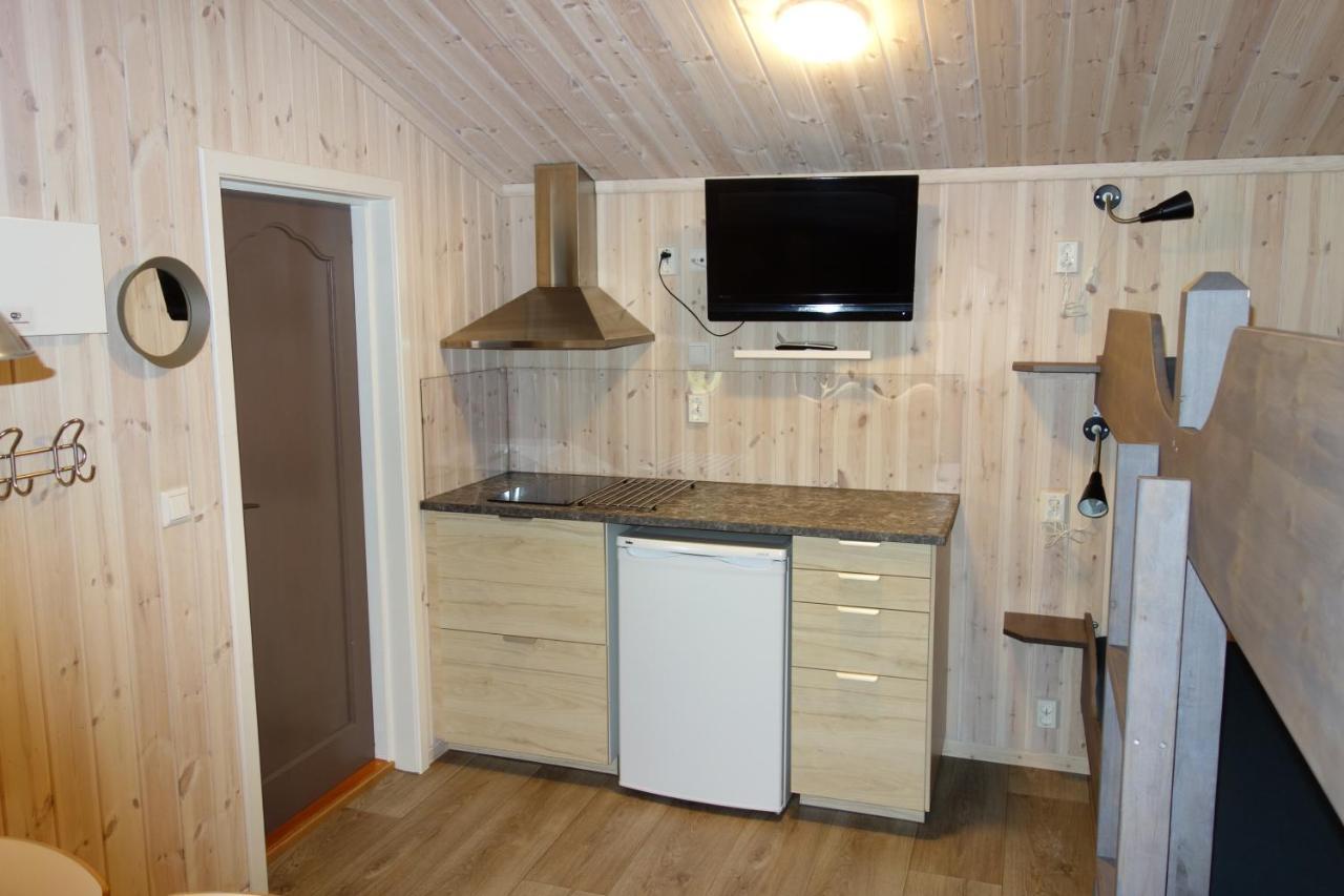 Roste Hyttetun Og Camping Os (Hedmark) المظهر الخارجي الصورة