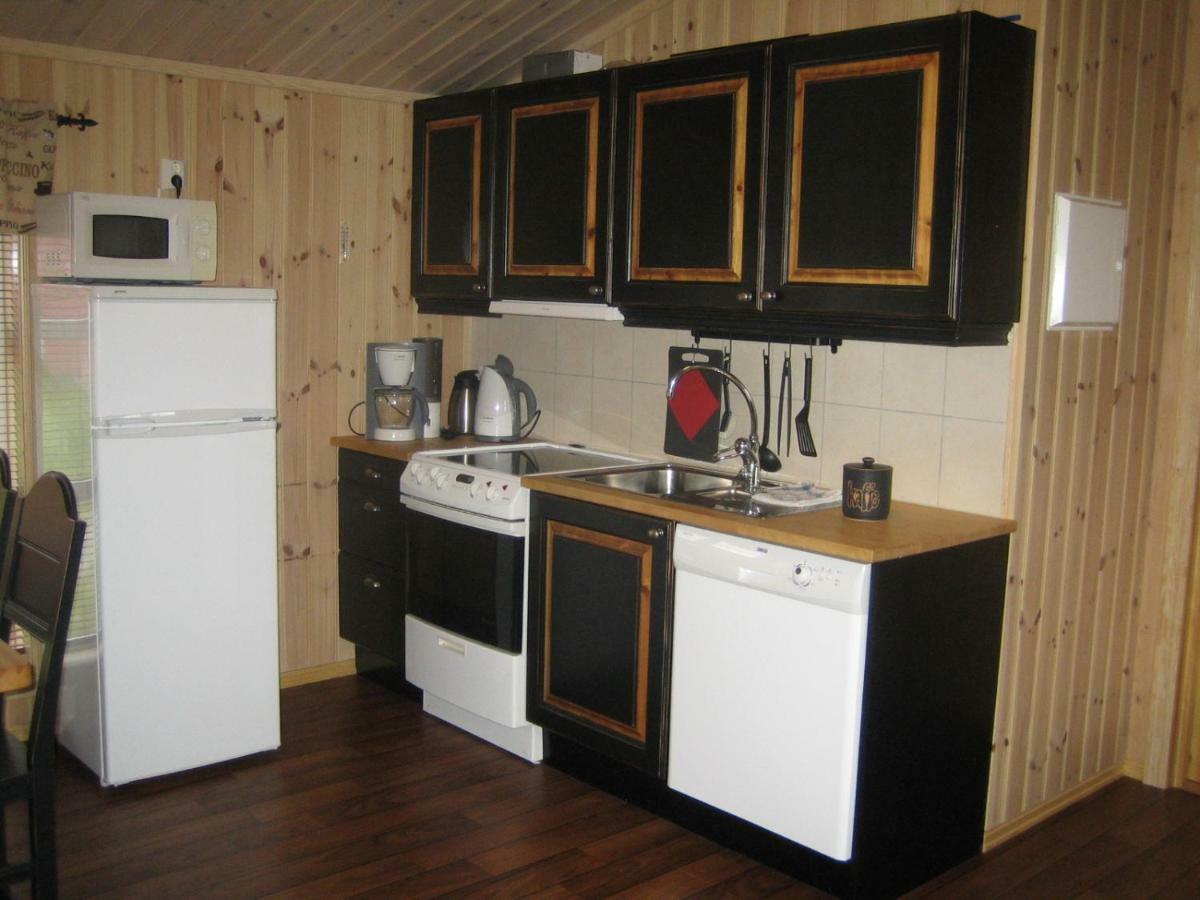 Roste Hyttetun Og Camping Os (Hedmark) المظهر الخارجي الصورة