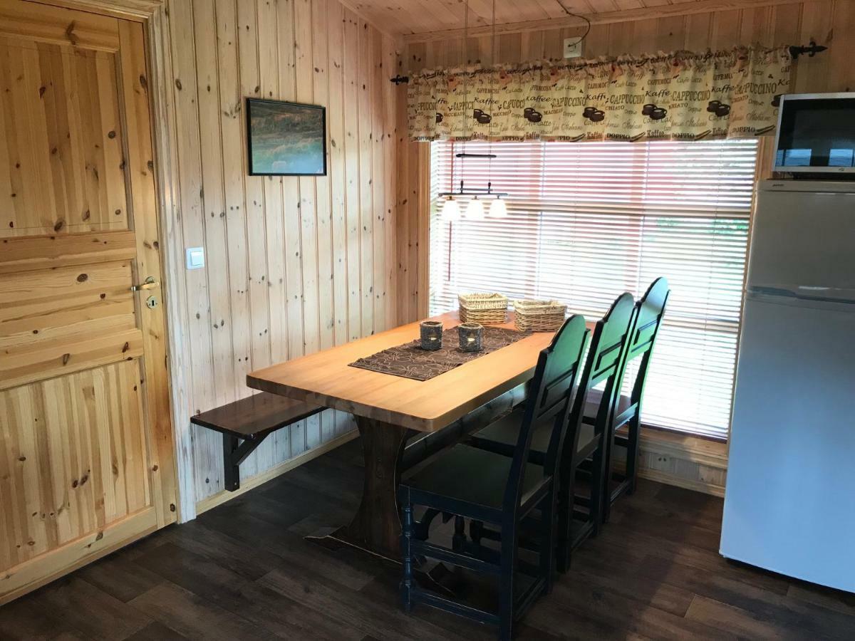 Roste Hyttetun Og Camping Os (Hedmark) المظهر الخارجي الصورة