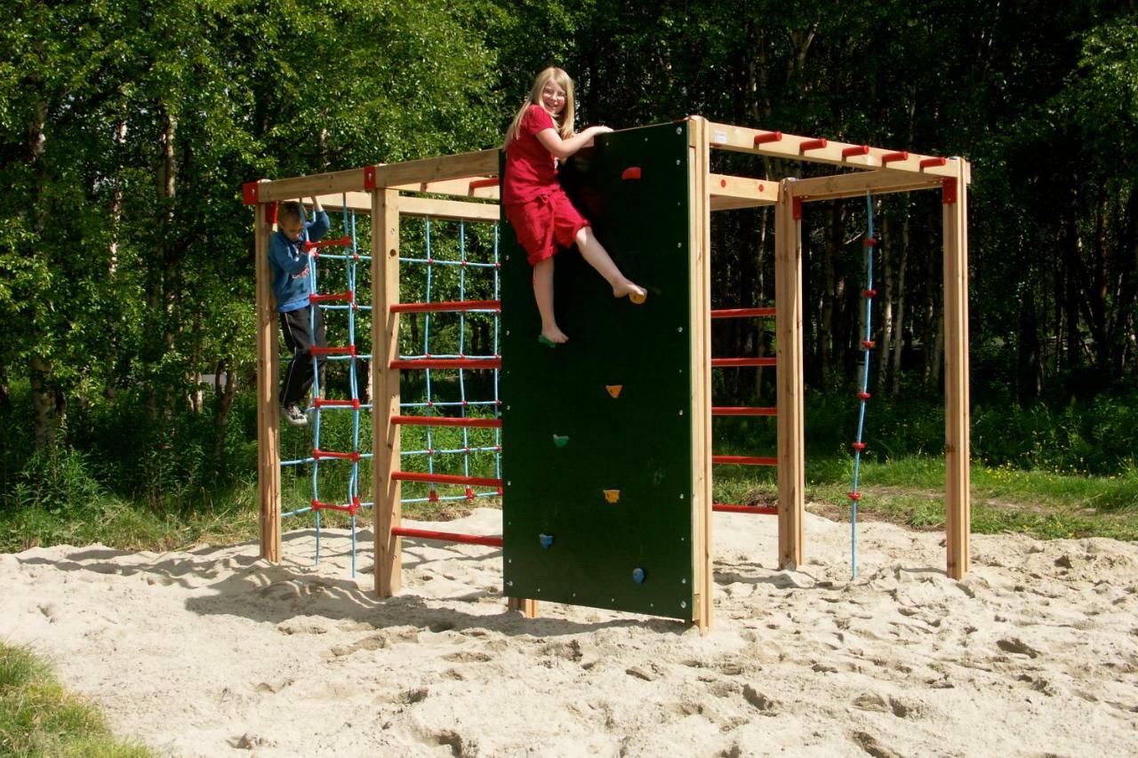 Roste Hyttetun Og Camping Os (Hedmark) المظهر الخارجي الصورة
